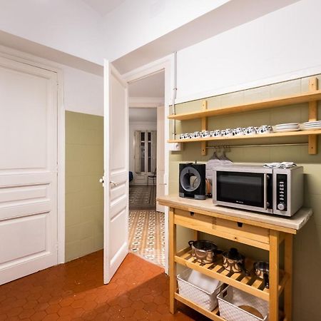 B42 - Modernist Apartment For Large Groups In Eixample Barcelona Exteriér fotografie
