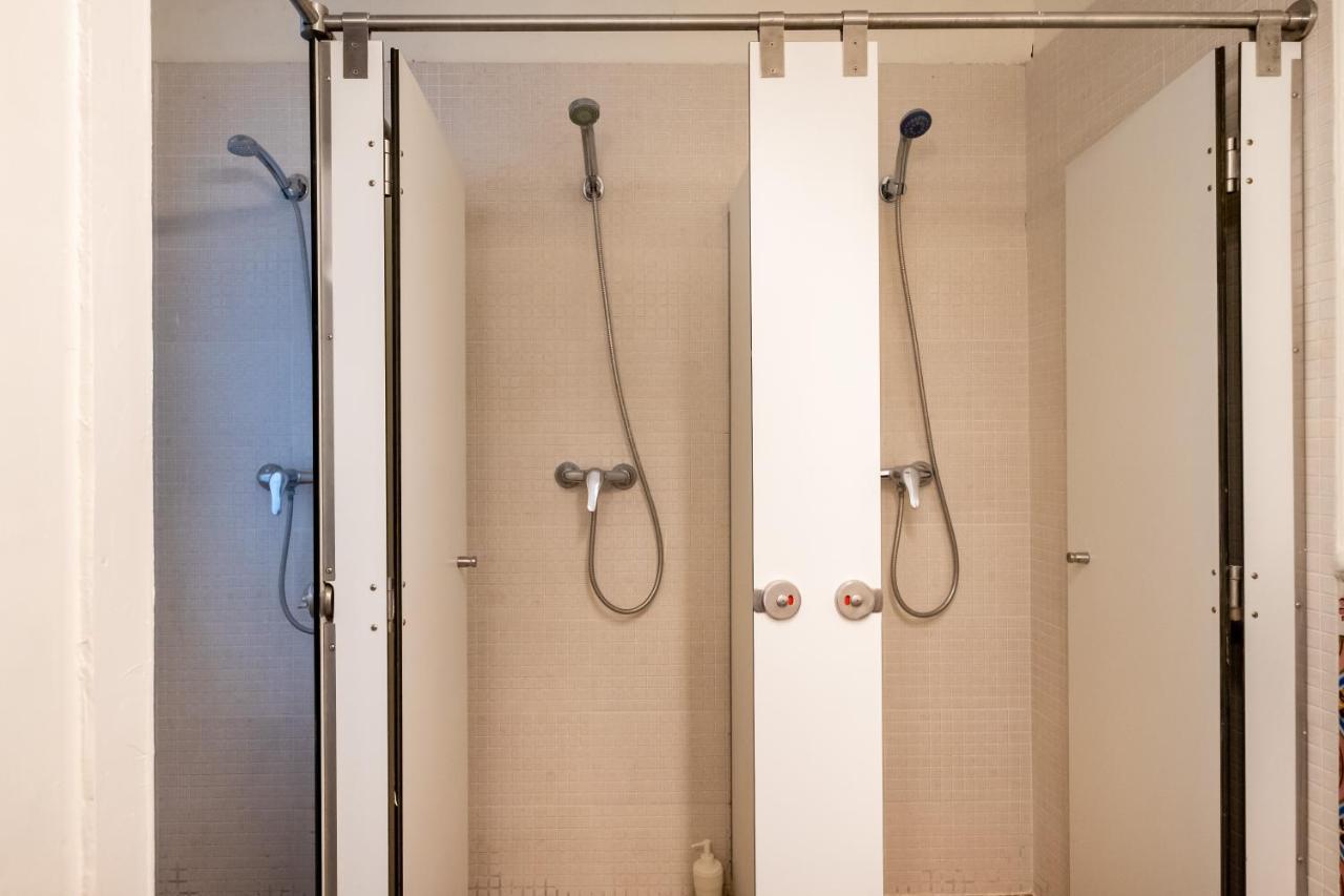B42 - Modernist Apartment For Large Groups In Eixample Barcelona Exteriér fotografie